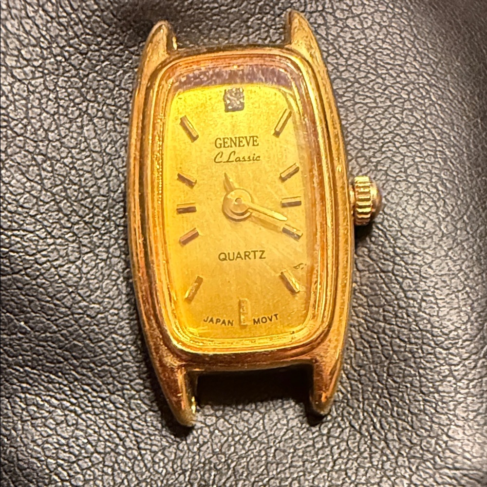 Geneve Classic Gold Quartz Watch